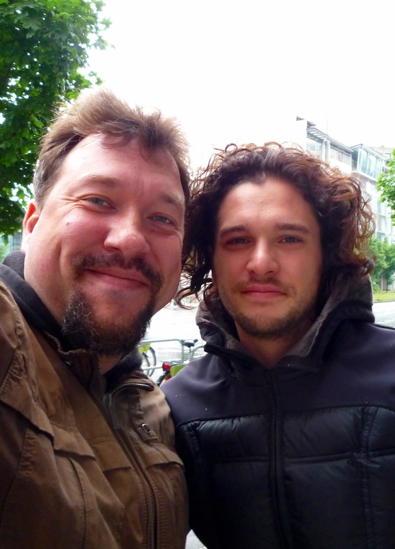 Kit Harington Photo with RACC Autograph Collector RB-Autogramme Berlin