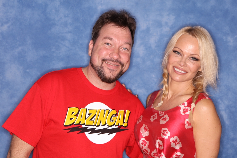 Pamela Anderson Photo with RACC Autograph Collector RB-Autogramme Berlin
