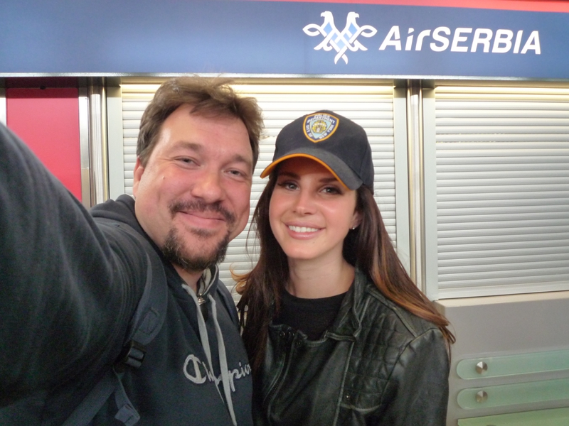 Lana Del Rey Photo with RACC Autograph Collector RB-Autogramme Berlin