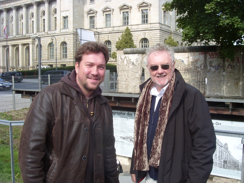 Roger Taylor Photo with RACC Autograph Collector RB-Autogramme Berlin