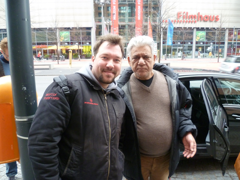 Om Puri Photo with RACC Autograph Collector RB-Autogramme Berlin Om Puri Photo with RACC Autograph Collector RB-Autogramme Berlin