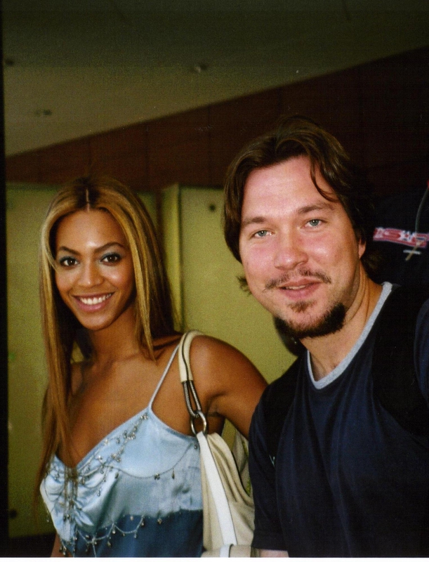 Beyonce Photo with RACC Autograph Collector RB-Autogramme Berlin