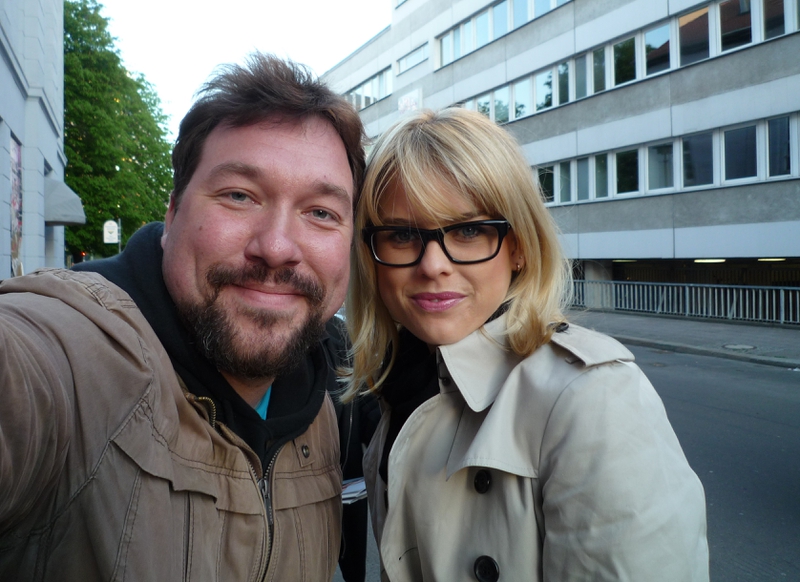 Alice Eve Photo with RACC Autograph Collector RB-Autogramme Berlin