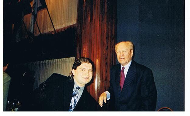 Gerald Ford Photo with RACC Autograph Collector bpautographs