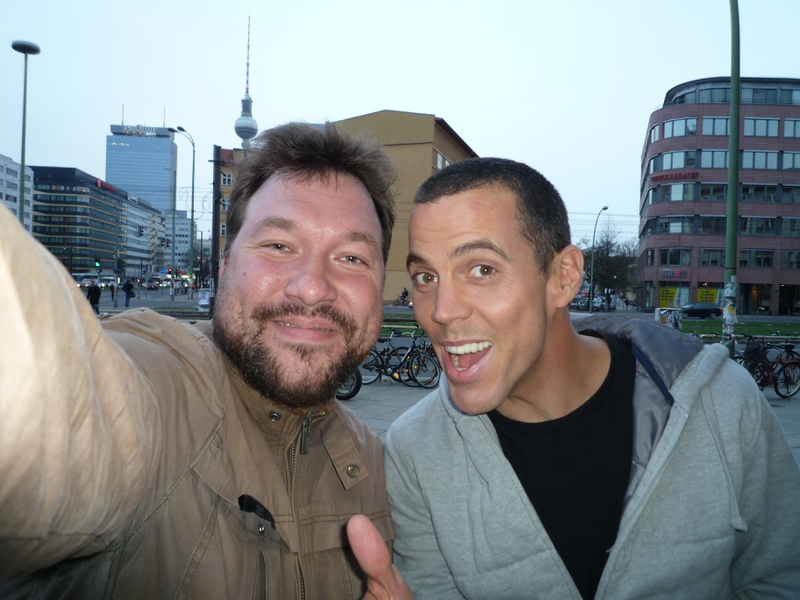 Steve-O Photo with RACC Autograph Collector RB-Autogramme Berlin Steve-O Photo with RACC Autograph Collector RB-Autogramme Berlin