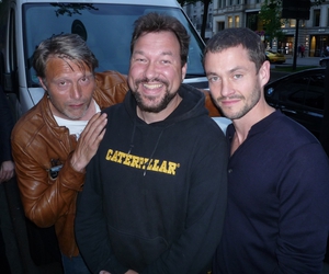 Hugh DancyMads Mikkelsen Hugh DancyMads Mikkelsen