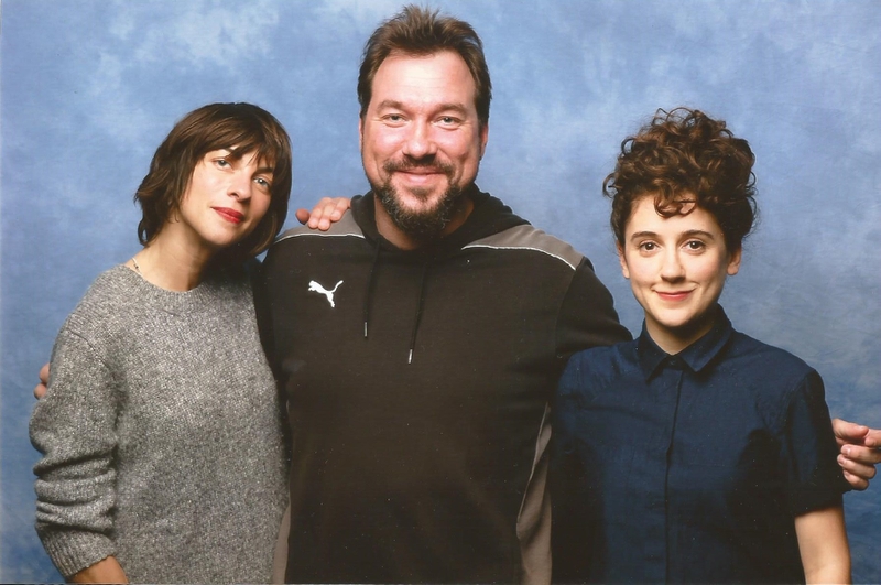 Ellie Kendrick Natalia Tena Photo with RACC Autograph Collector RB-Autogramme Berlin