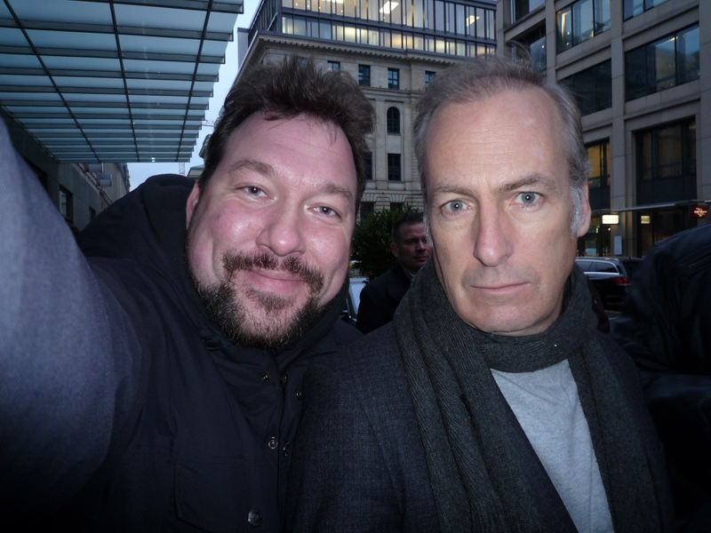 Bob Odenkirk Photo with RACC Autograph Collector RB-Autogramme Berlin