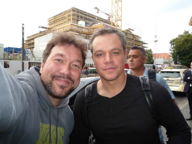 Matt Damon Photo with RACC Autograph Collector RB-Autogramme Berlin Matt Damon Photo with RACC Autograph Collector RB-Autogramme Berlin