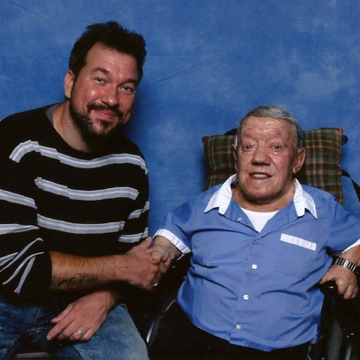 Kenny Baker Autograph Profile