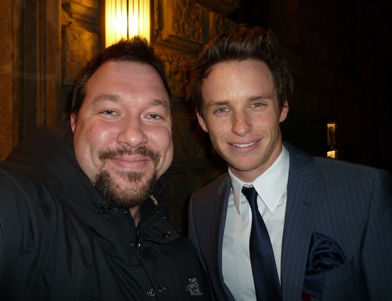 Eddie Redmayne Photo with RACC Autograph Collector RB-Autogramme Berlin