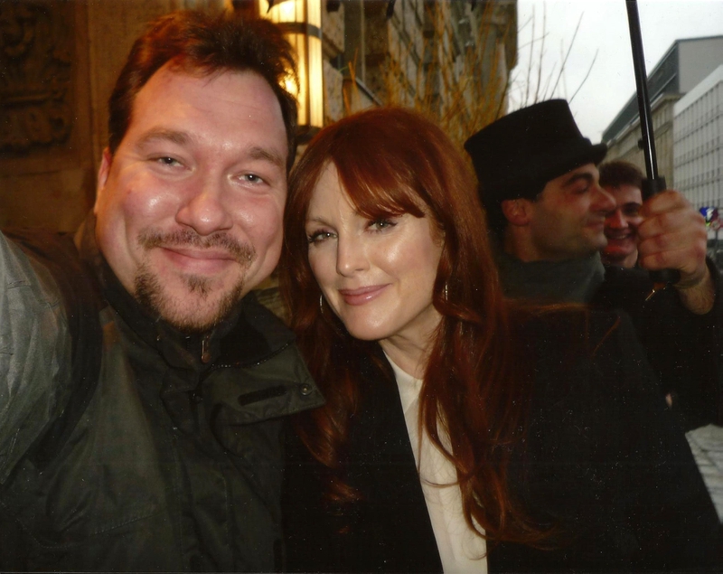 Julianne Moore Photo with RACC Autograph Collector RB-Autogramme Berlin