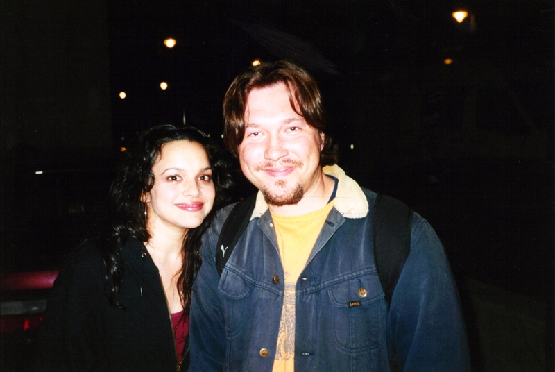 Norah Jones Photo with RACC Autograph Collector RB-Autogramme Berlin Norah Jones Photo with RACC Autograph Collector RB-Autogramme Berlin