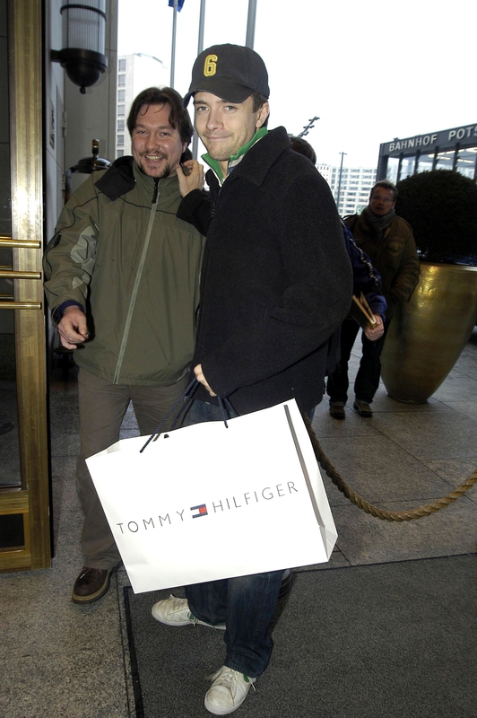 Topher Grace Photo with RACC Autograph Collector RB-Autogramme Berlin Topher Grace Photo with RACC Autograph Collector RB-Autogramme Berlin