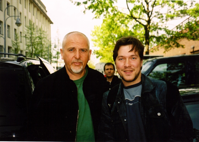 Peter Gabriel Photo with RACC Autograph Collector RB-Autogramme Berlin
