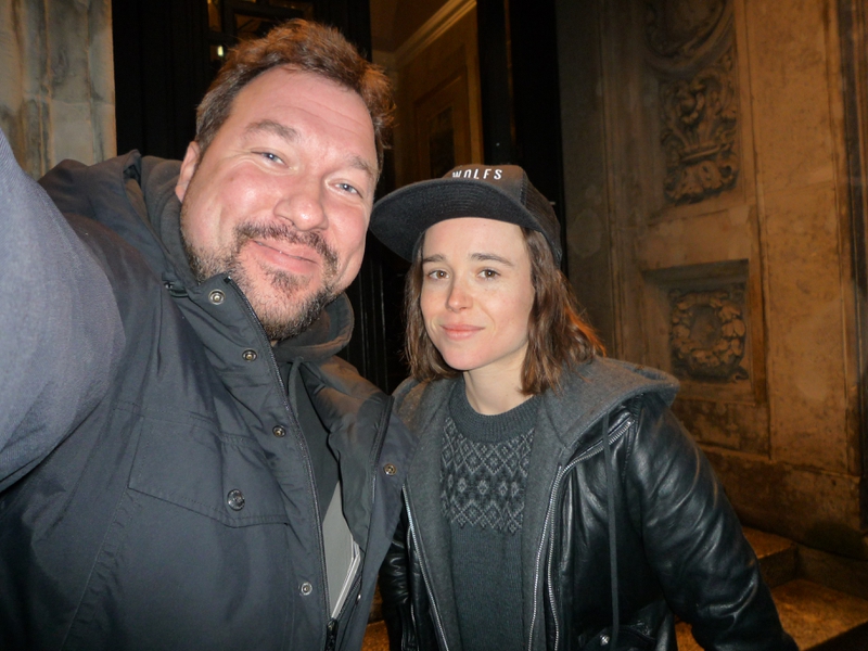 Ellen Page Photo with RACC Autograph Collector RB-Autogramme Berlin