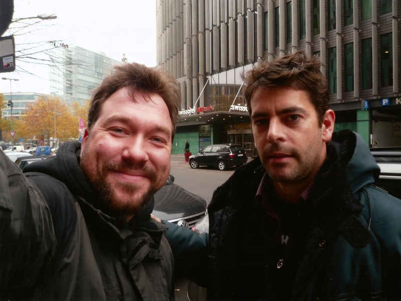 Eduardo Noriega Photo with RACC Autograph Collector RB-Autogramme Berlin