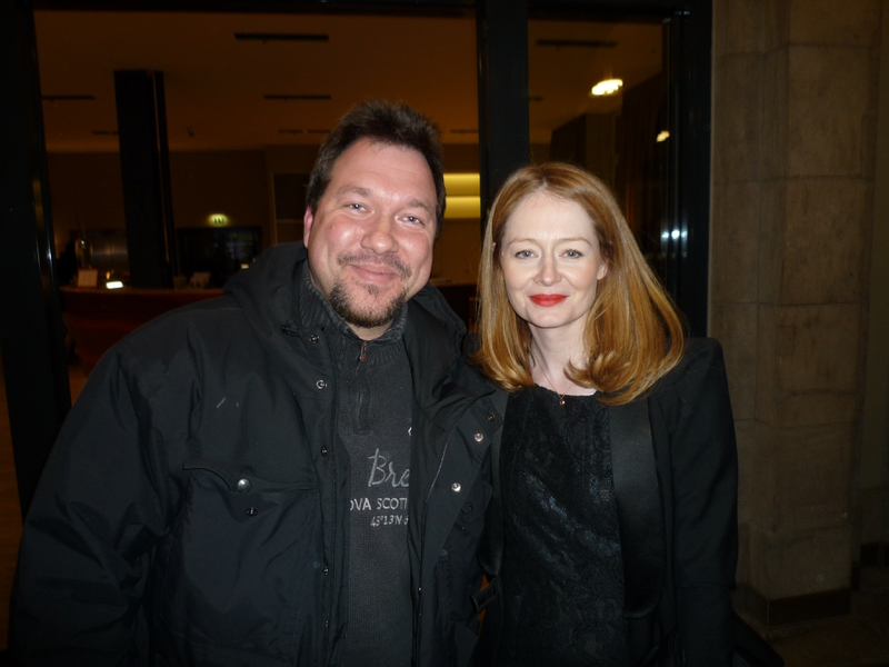 Miranda Otto Photo with RACC Autograph Collector RB-Autogramme Berlin