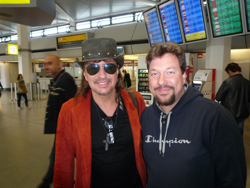 Richie Sambora Photo with RACC Autograph Collector RB-Autogramme Berlin Richie Sambora Photo with RACC Autograph Collector RB-Autogramme Berlin
