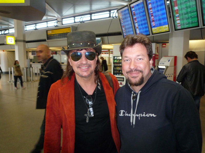 Richie Sambora Photo with RACC Autograph Collector RB-Autogramme Berlin