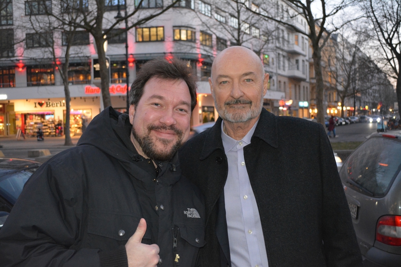 Terry O'Quinn Photo with RACC Autograph Collector RB-Autogramme Berlin