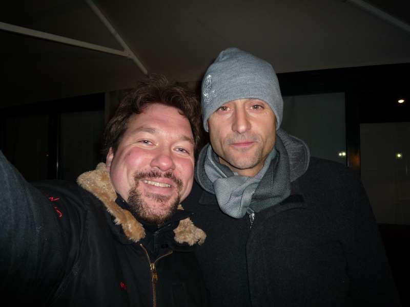 Mark Strong Photo with RACC Autograph Collector RB-Autogramme Berlin Mark Strong Photo with RACC Autograph Collector RB-Autogramme Berlin