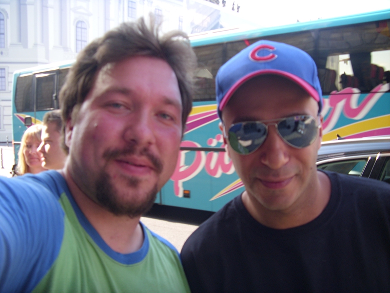 Tom Morello Photo with RACC Autograph Collector RB-Autogramme Berlin Tom Morello Photo with RACC Autograph Collector RB-Autogramme Berlin