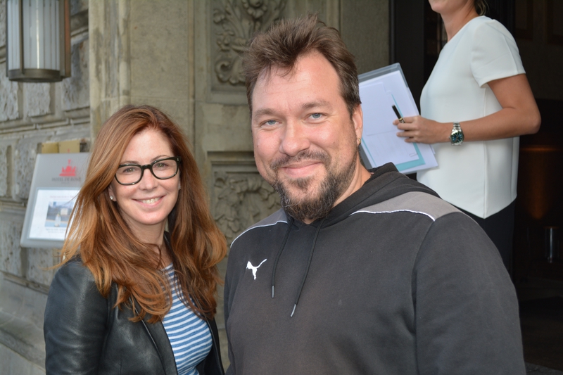 Dana Delany Photo with RACC Autograph Collector RB-Autogramme Berlin