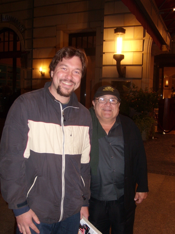 Danny DeVito Photo with RACC Autograph Collector RB-Autogramme Berlin