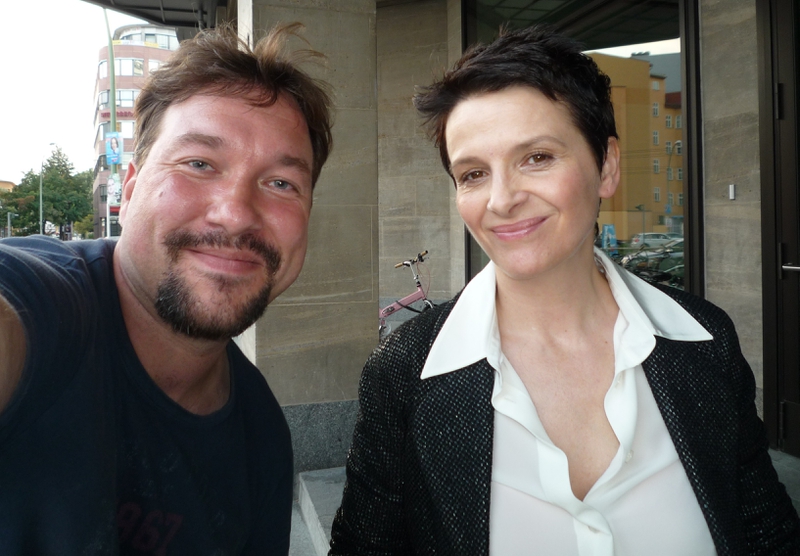 Juliette Binoche Photo with RACC Autograph Collector RB-Autogramme Berlin