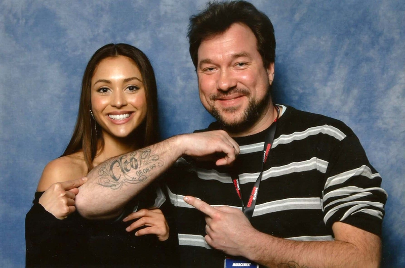 Lindsey Morgan Photo with RACC Autograph Collector RB-Autogramme Berlin