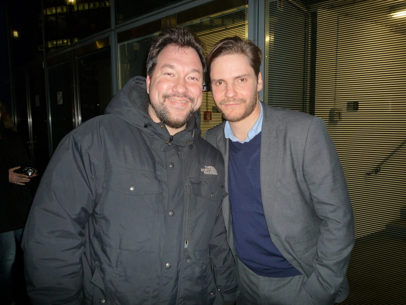 Daniel Bruhl Photo with RACC Autograph Collector RB-Autogramme Berlin Daniel Bruhl Photo with RACC Autograph Collector RB-Autogramme Berlin