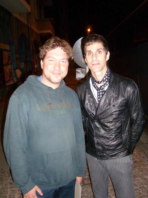 Perry Farrell Photo with RACC Autograph Collector RB-Autogramme Berlin