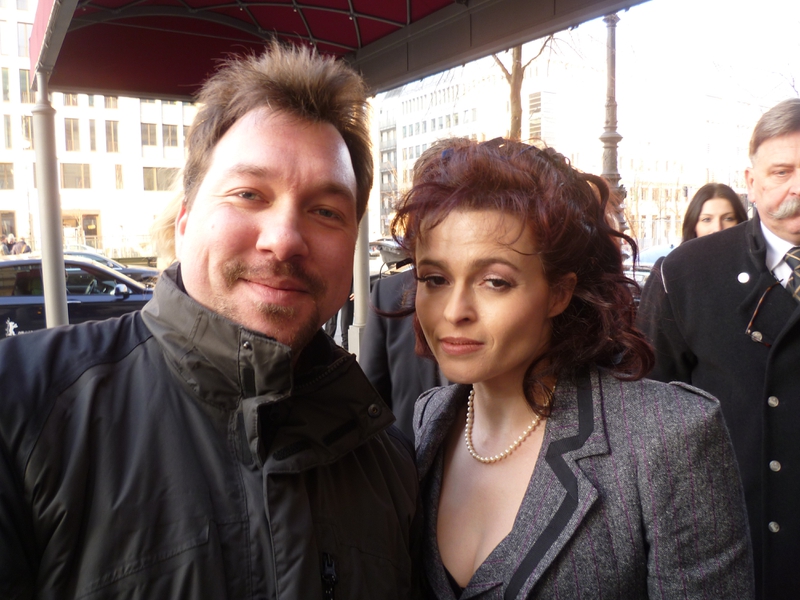 Helena Bonham Carter Photo with RACC Autograph Collector RB-Autogramme Berlin