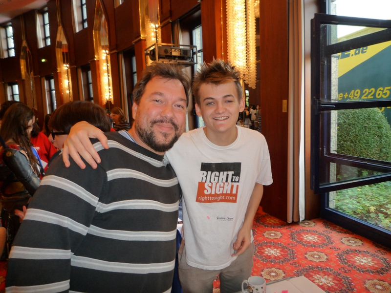 Jack Gleeson Photo with RACC Autograph Collector RB-Autogramme Berlin Jack Gleeson Photo with RACC Autograph Collector RB-Autogramme Berlin