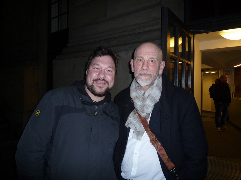John Malkovich Photo with RACC Autograph Collector RB-Autogramme Berlin John Malkovich Photo with RACC Autograph Collector RB-Autogramme Berlin