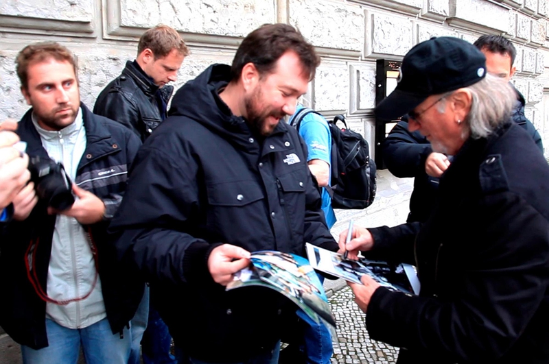 Roger Glover Photo with RACC Autograph Collector RB-Autogramme Berlin Roger Glover Photo with RACC Autograph Collector RB-Autogramme Berlin