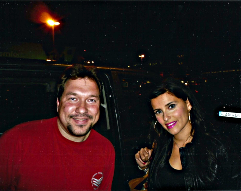 Nelly Furtado Photo with RACC Autograph Collector RB-Autogramme Berlin Nelly Furtado Photo with RACC Autograph Collector RB-Autogramme Berlin