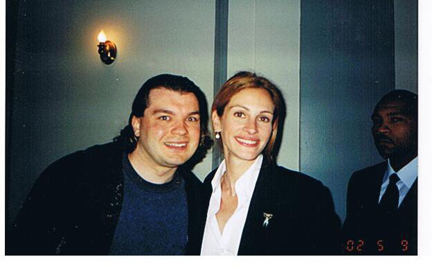 Julia Roberts Photo with RACC Autograph Collector bpautographs Julia Roberts Photo with RACC Autograph Collector bpautographs