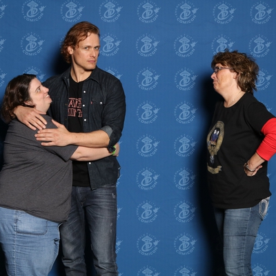 Sam Heughan Autograph Profile