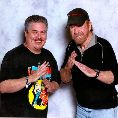 Chuck Norris Autograph Profile