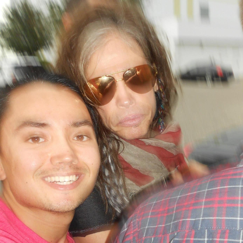 Steven Tyler Photo with RACC Autograph Collector Blue Line Signatures Steven Tyler Photo with RACC Autograph Collector Blue Line Signatures