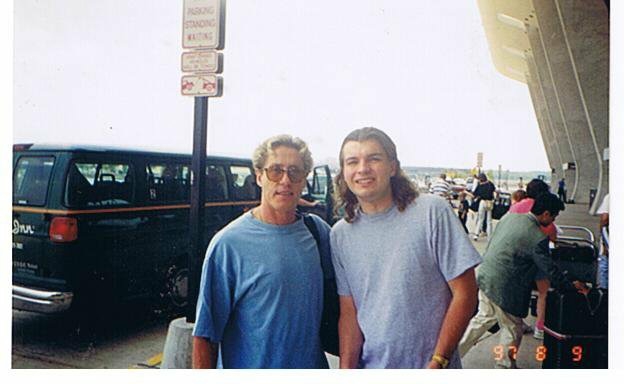 Roger Daltrey Photo with RACC Autograph Collector bpautographs