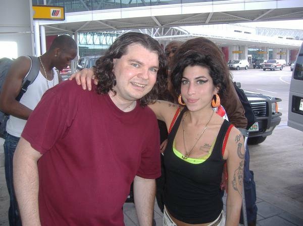 Amy Winehouse Photo with RACC Autograph Collector bpautographs