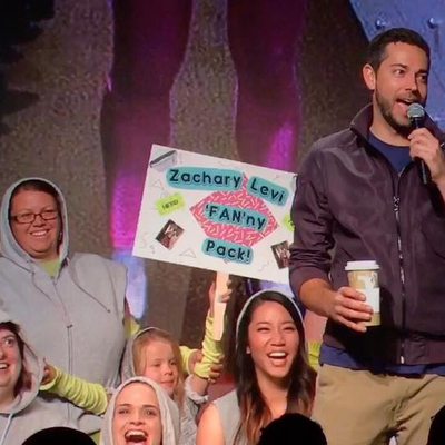 Zachary Levi Autograph Profile