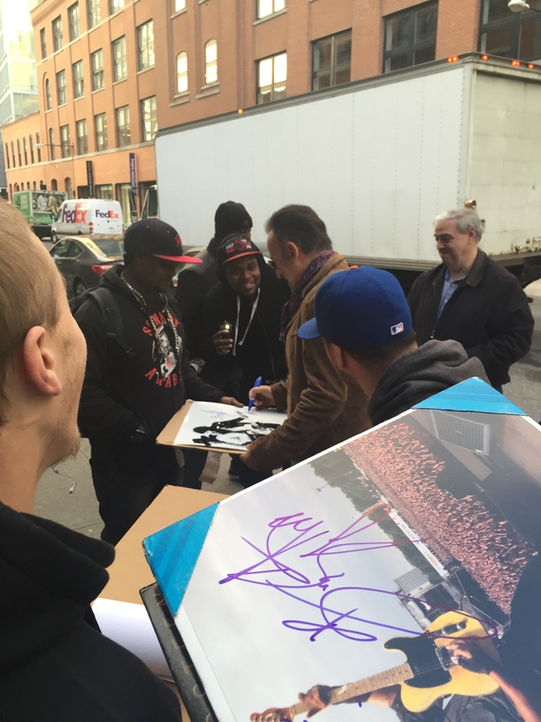 Bruce Springsteen Signing Autograph for RACC Autograph Collector Mike Schreiber