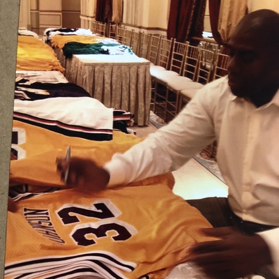 Magic Johnson Autograph Profile
