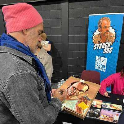 Steven Ogg Autograph Profile