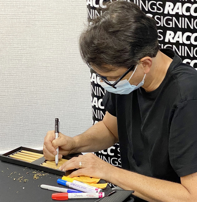 Ralph Macchio Signing Autographs for RACC Autograph Collector Framing History Ralph Macchio Signing Autograph for RACC Autograph Collector Framing History