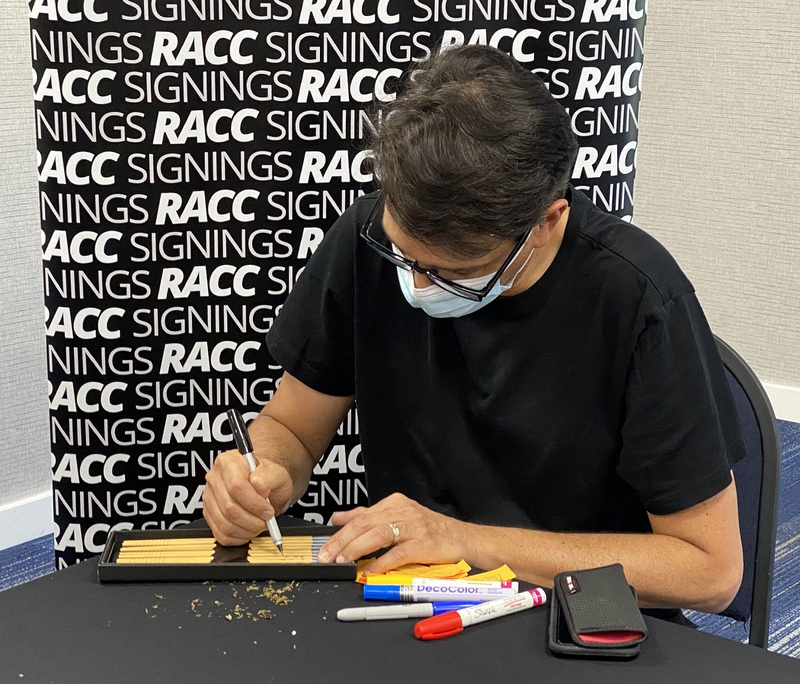 Ralph Macchio Signing Autographs for RACC Autograph Collector Framing History Ralph Macchio Signing Autograph for RACC Autograph Collector Framing History